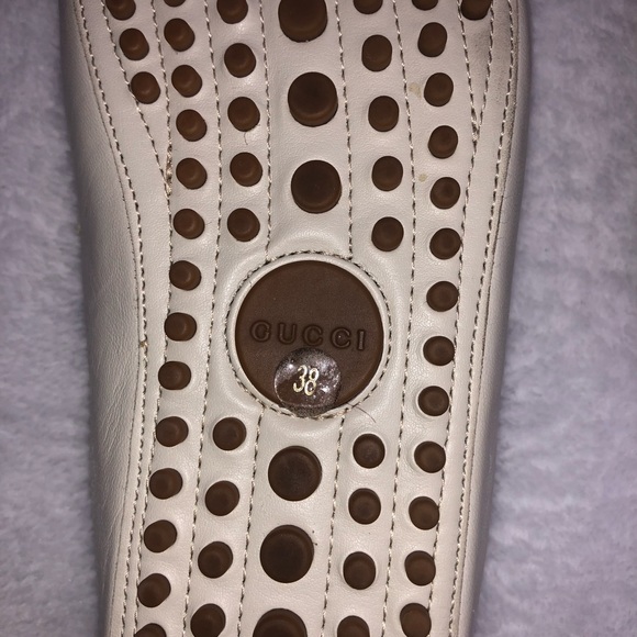 Gucci White Driving Loafers - Picture 6 of 6